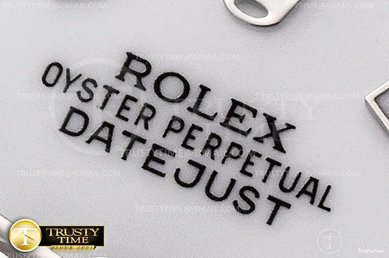 1113 RMDJ0254E – DJ Midsize 31mm Neat 831